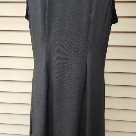 Tiana B Black Sleeveless Dress V-Neck Pleats Solid Stretch - Picture 11 of 16